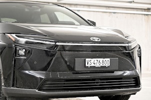 Vehicle image TOYOTA bZ4X Premium AWD