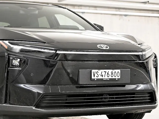 Toyota bZ4X Premium AWD