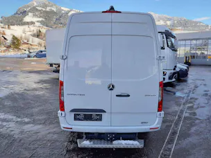 Mercedes-Benz Sprinter 319 CDI KA S 4x2