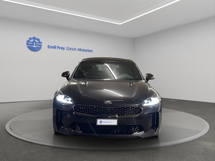 image du véhicule KIA STINGER