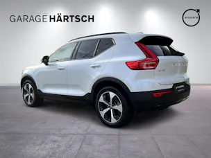 Volvo XC40 2.0 B3 MH Plus Dark