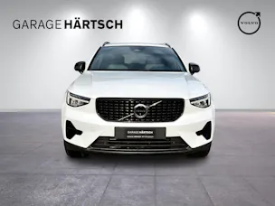 Volvo XC40 2.0 B3 MH Plus Dark