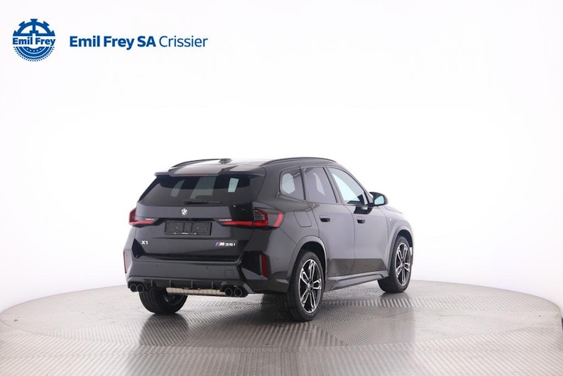 Vehicle image BMW X1