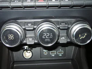 Renault Arkana 1.6 E-Tech Intens
