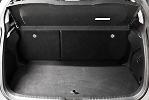 Vehicle image TOYOTA Yaris 1.5 VVT-iE Trend