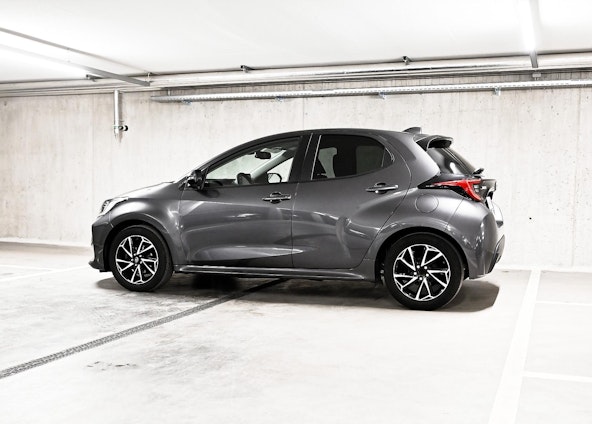 Vehicle image 6 Vehicle image 6