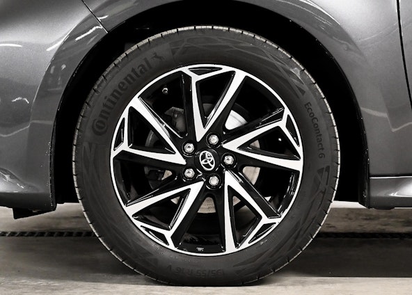 Vehicle image 13 Vehicle image 13