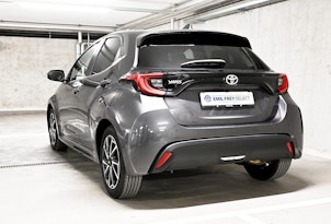 Vehicle image TOYOTA Yaris 1.5 VVT-iE Trend