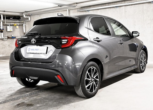 Vehicle image 12 Vehicle image 12