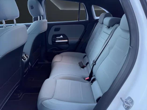 Mercedes-Benz EQA 350 Swiss Star AMG Line 4matic