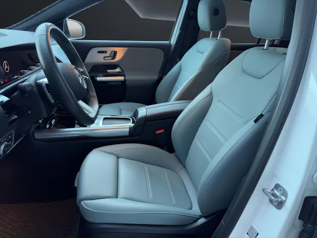 Mercedes-Benz EQA 350 Swiss Star AMG Line 4matic