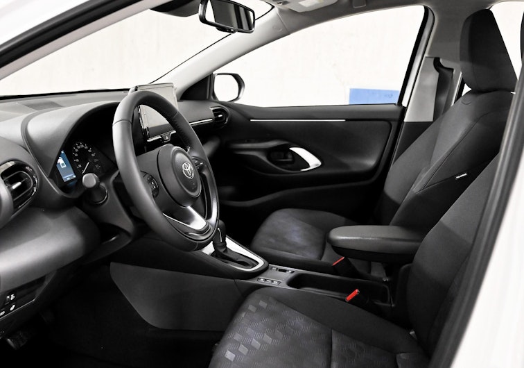 Vehicle image TOYOTA YARIS