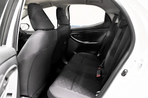 Vehicle image TOYOTA Yaris 1.5 VVT-i HSD Comfort