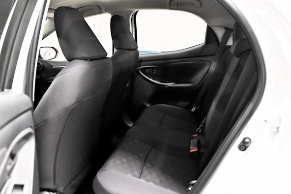 Vehicle image 7 Vehicle image 7