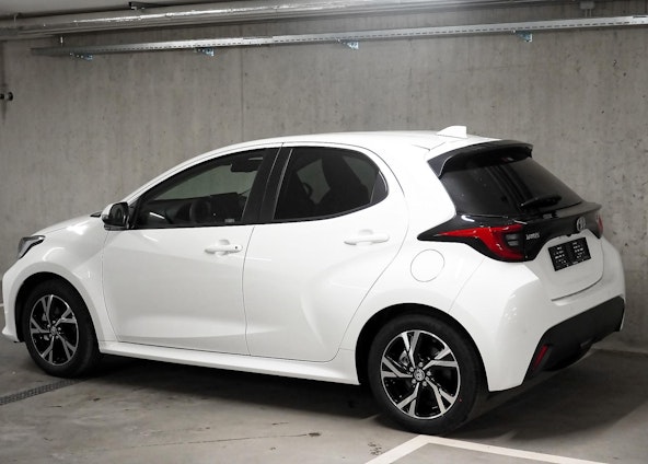 Vehicle image 6 Vehicle image 6