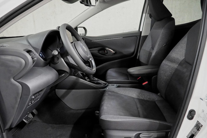 Vehicle image TOYOTA YARIS