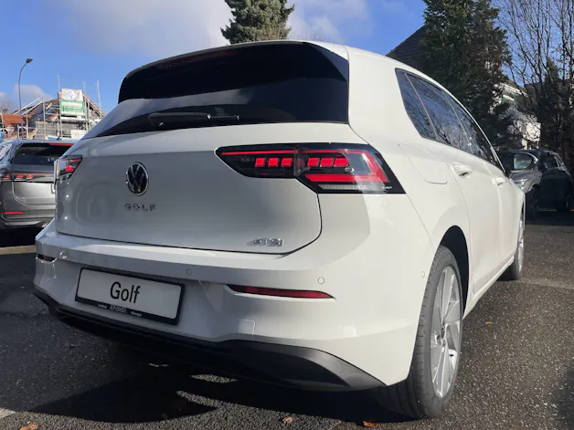 VW Golf VIII 1.5 eTSI UNITED Life DSG