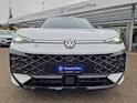 VW T-Roc 1.5 eTSI R-Line DSG*Head-Up*IQ.Light*Navi*