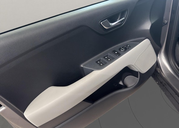 Fahrzeugbild 14 Fahrzeugbild 14