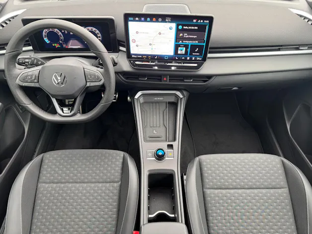 VW T-Roc 1.5 eTSI mHEV R-Line DSG