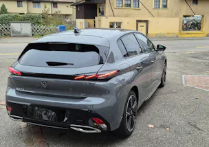 Peugeot 308 1.6 PHEV 195 GT SwissPrime Helvetia