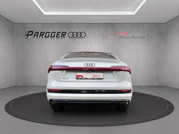 Audi e-tron 55 Sportback S Line Black Edition quattro