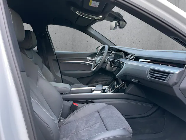 Audi e-tron 55 Sportback S Line Black Edition quattro