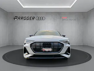 Audi e-tron 55 Sportback S Line Black Edition quattro