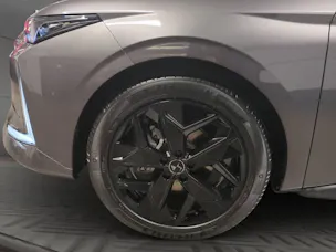 DS Automobiles AUTOMOBILES DS 4 1.2 MHEV Ligne Noire