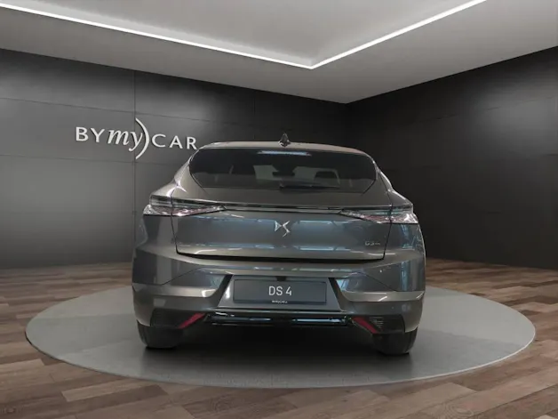 DS Automobiles AUTOMOBILES DS 4 1.2 MHEV Ligne Noire