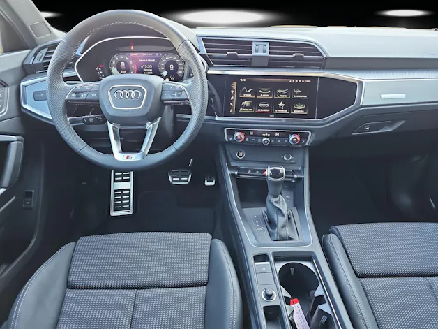 Audi Q3 35 TFSI S line Attraction S-tronic