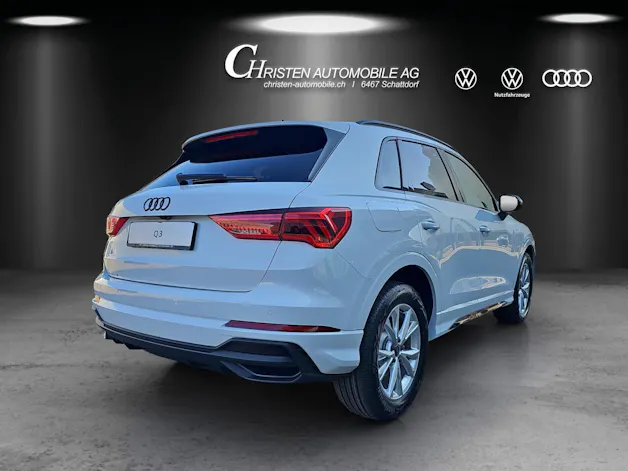 Audi Q3 35 TFSI S line Attraction S-tronic