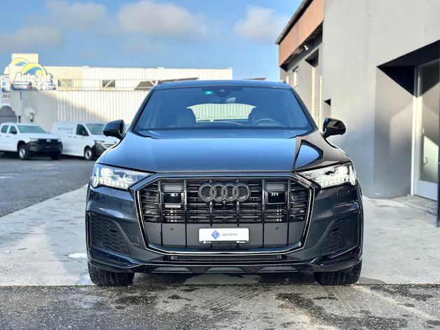Audi Q7 50 TDI quattro S Line tiptronic