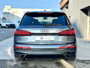 Audi Q7 50 TDI quattro S Line tiptronic