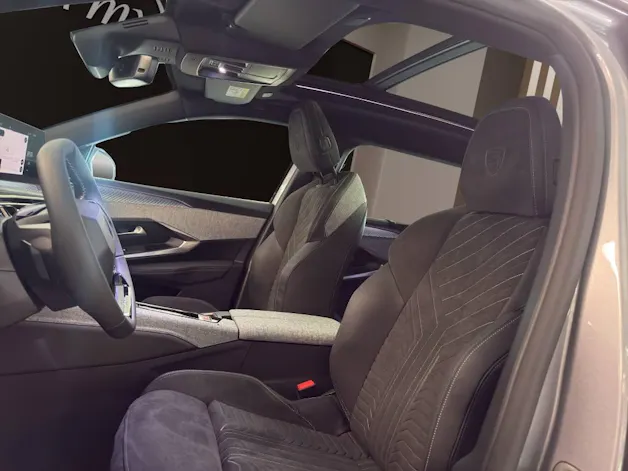 Peugeot 5008 145 Hybrid e-DCS6 GT