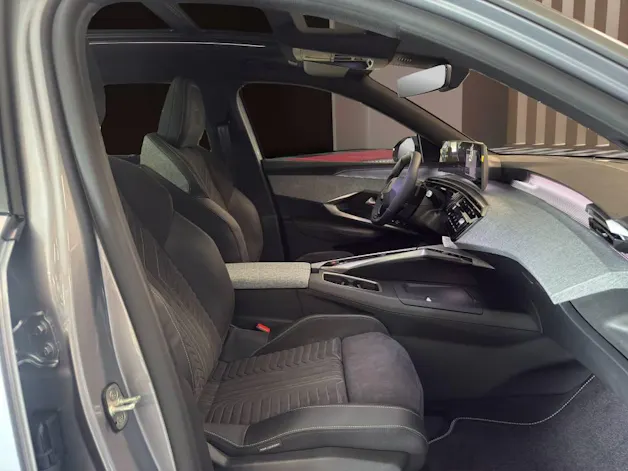 Peugeot 5008 145 Hybrid e-DCS6 GT