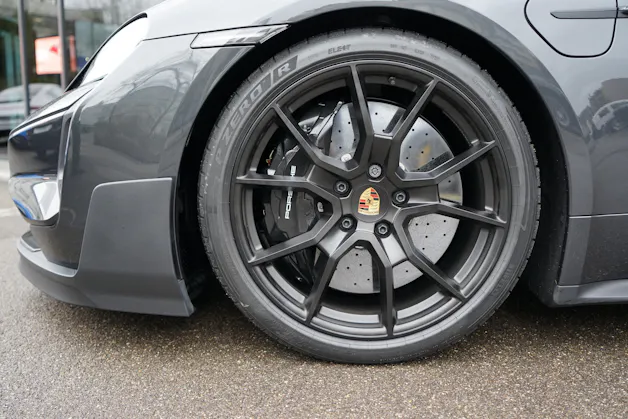 Porsche Taycan Turbo GT 104kWh