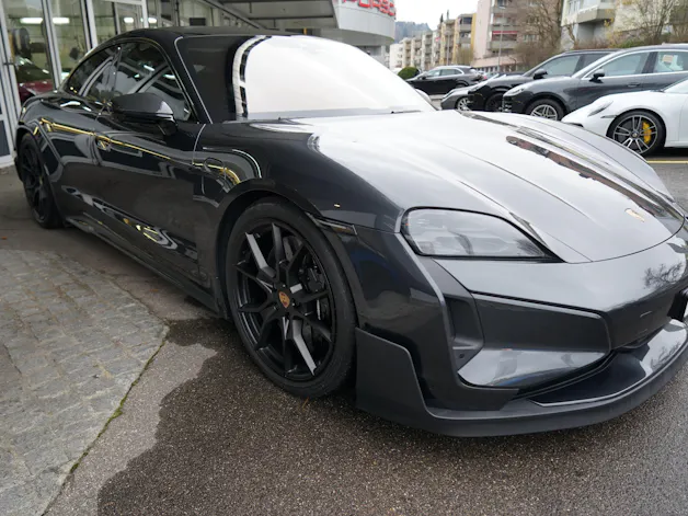 Porsche Taycan Turbo GT 104kWh
