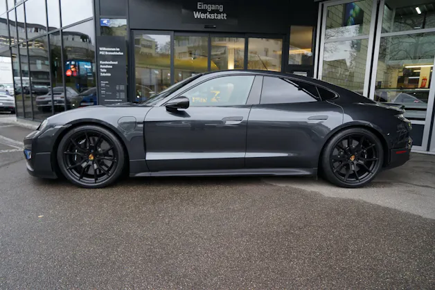 Porsche Taycan Turbo GT 104kWh