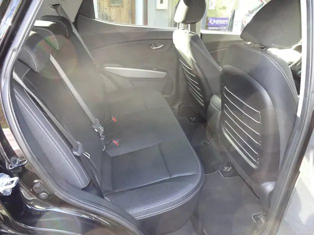 KGM -SsangYong Tivoli 1.6 e-XGi Quartz 2WD