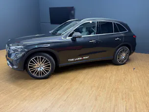 Mercedes-Benz GLC 220 d 4M - DISTRONIC / Head-Up Display / 360 Grad Kamera