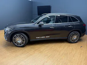 Mercedes-Benz GLC 220 d 4M - DISTRONIC / Head-Up Display / 360 Grad Kamera