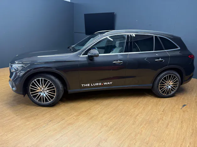 Mercedes-Benz GLC 220 d 4M - DISTRONIC / Head-Up Display / 360 Grad Kamera