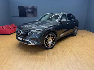 Mercedes-Benz GLC 220 d 4M - DISTRONIC / Head-Up Display / 360 Grad Kamera