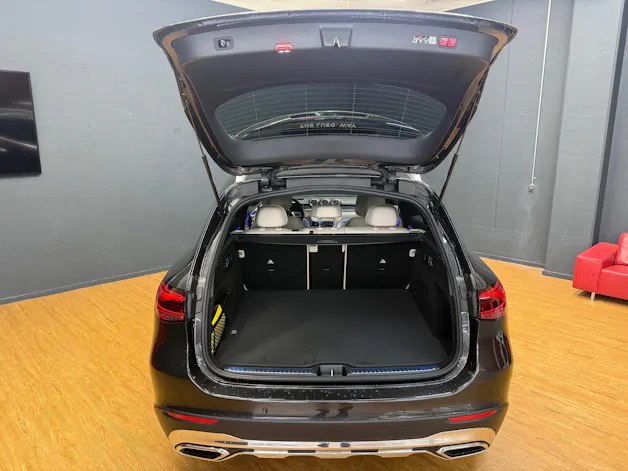 Mercedes-Benz GLC 220 d 4M - DISTRONIC / Head-Up Display / 360 Grad Kamera