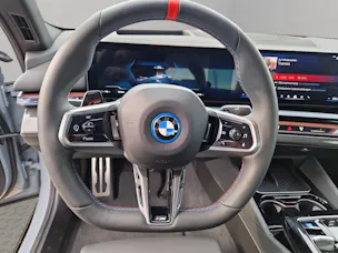 BMW i5 M60 xDrive