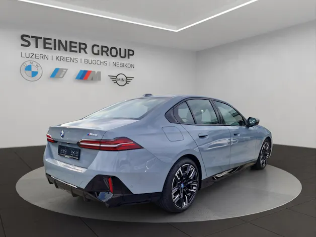 BMW i5 M60 xDrive