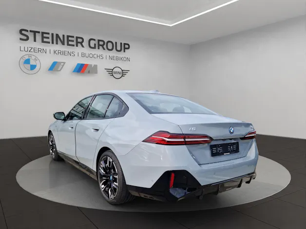BMW i5 M60 xDrive