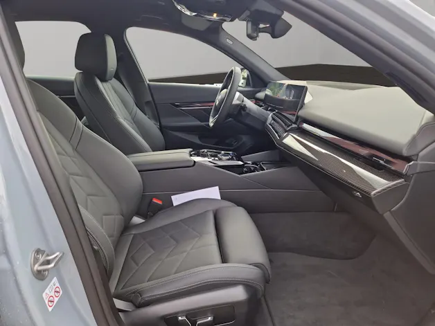 BMW i5 M60 xDrive