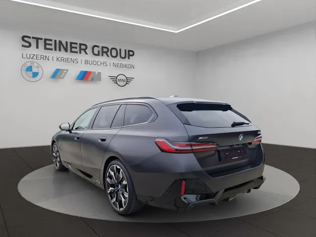 BMW 550e xDrive Touring M Sport Pro Steptronic